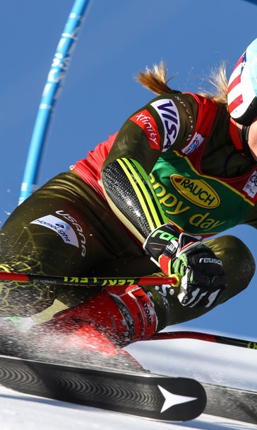 Former Vonn coach helps Robinson, 17, beat Shiffrin in GS